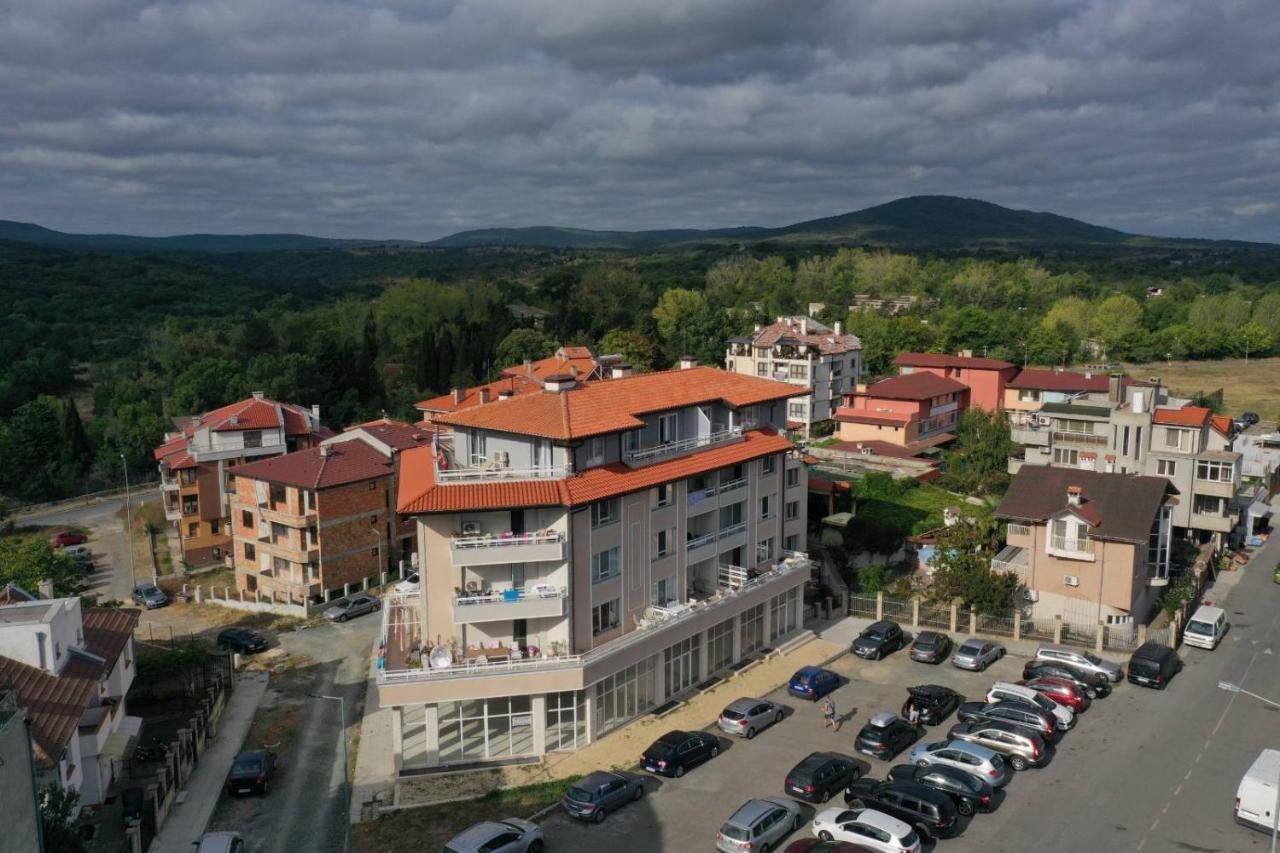 Salia Apartments Царево Екстер'єр фото